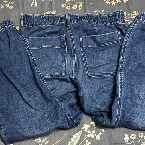 J. Crew Dark Blue High-Waisted Paper Bag Boyfriend Jogger Jeans in Blue Medium - Picture 5 of 6